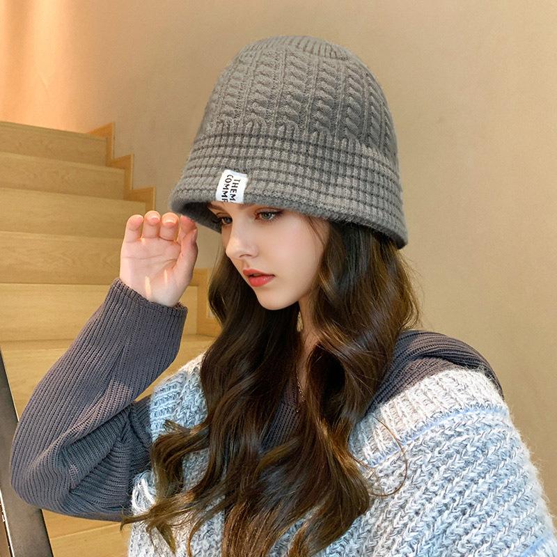 Korean Version of Autumn and Winter New Women's Outdoor Warm and Fashionable Small Basin Hat Casual Travel Color Blocking Bucket Hat