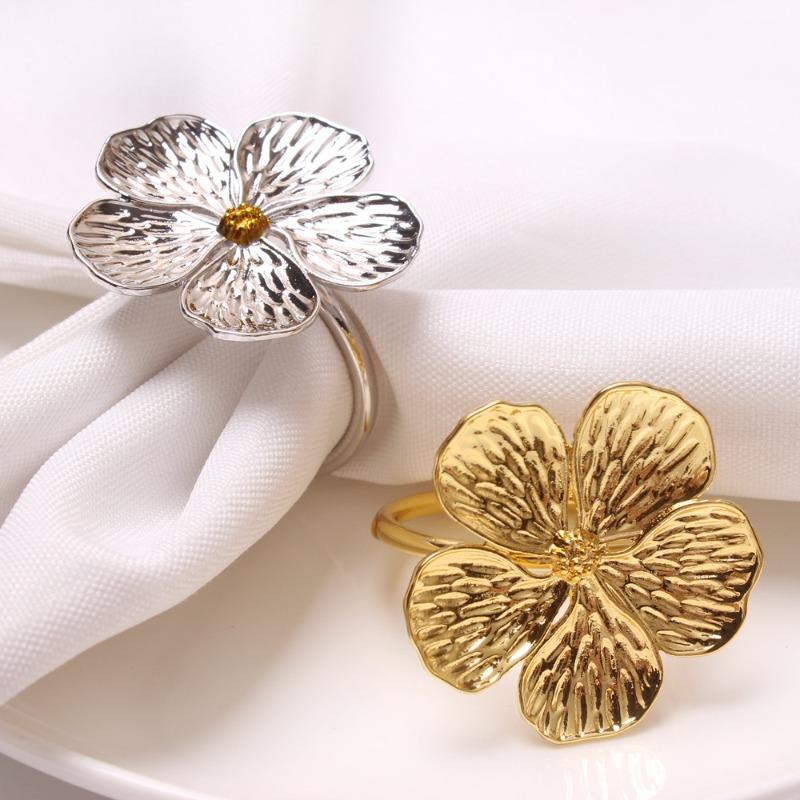 Round New Painted White Flower Napkin Ring Five-Petal Floral Napkin Holder Decorative PlumeriaPlant NapkinRing for Table Setting