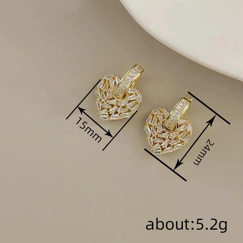 Light Luxury Love Earrings For Women, Elegant Temperament For Women, Essential Jewelry