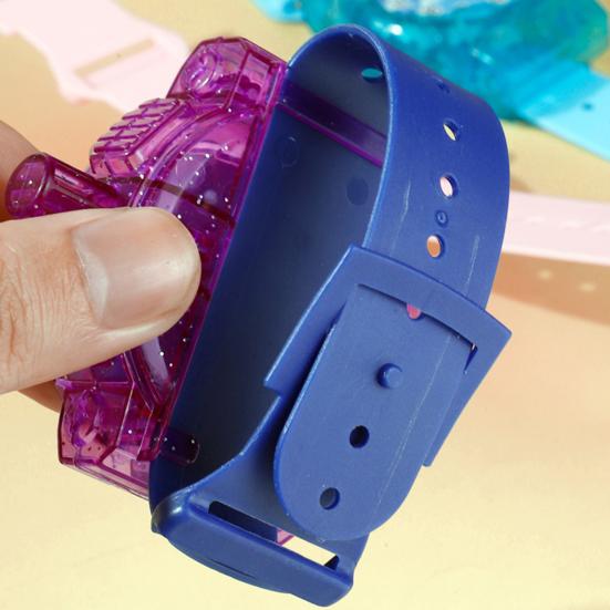 Water Sprinkler Watch Toy Press And Spray Operation Mini Portable Water Squirter Fun Cooling Toy for Kids Boys Girls Summer Pool Beach