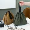 Große einfarbige thermoisolierte Lunchtasche mit Kordelzug