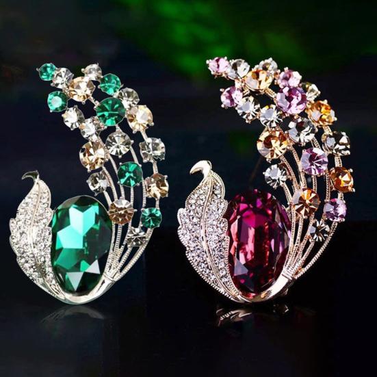 Women Brooch Faux Crystal Decor Anti-slip Wear-resistant Suit Coat Collar Hat Scarf Decoration Clothes Pin Prom Party Garment Jewelry