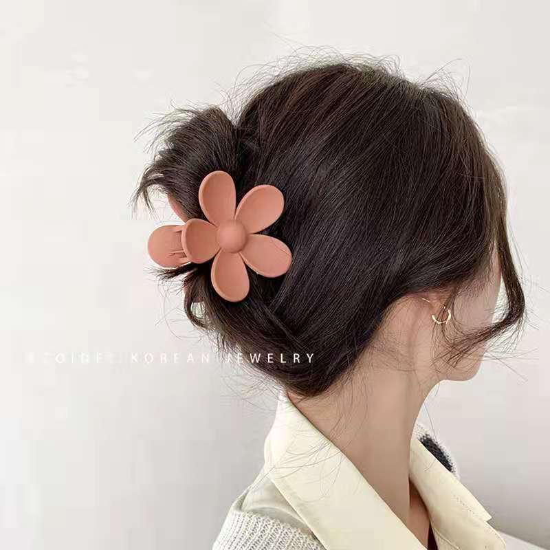 Hot-Selling European & American Hair Accessories: Shark Clip, Frosted Diamond Flower Hairpin