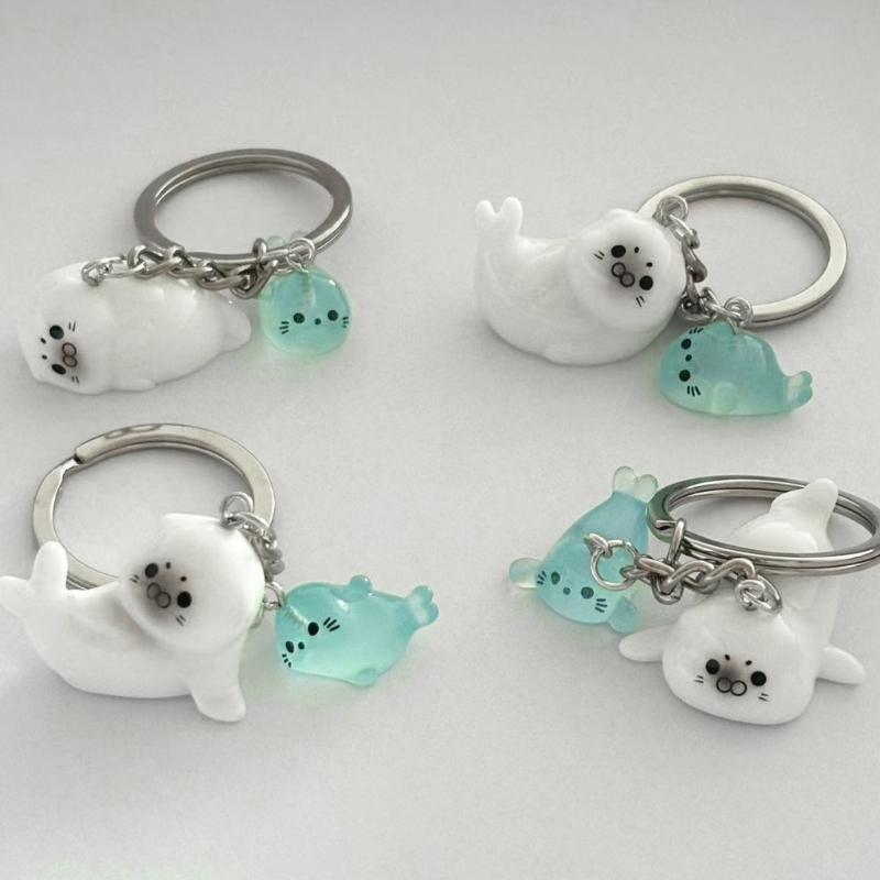 Novelty Sea Lions Shape Key Ring With Glowing Function Plastic Resin Key Holder Accessory For Night Safety Use