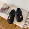 Korean new hole shoes ins cartoon cute couple bag head cool slippers men and women comfortable nurse shoes non-slip