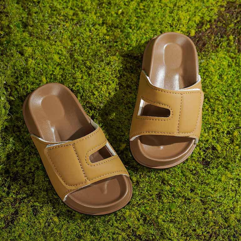 Non-Slip Kids' Birkenstock Sandals: Boys' Retro Flip-Flops & Girls' Velcro Sandals for Summer Outdoors