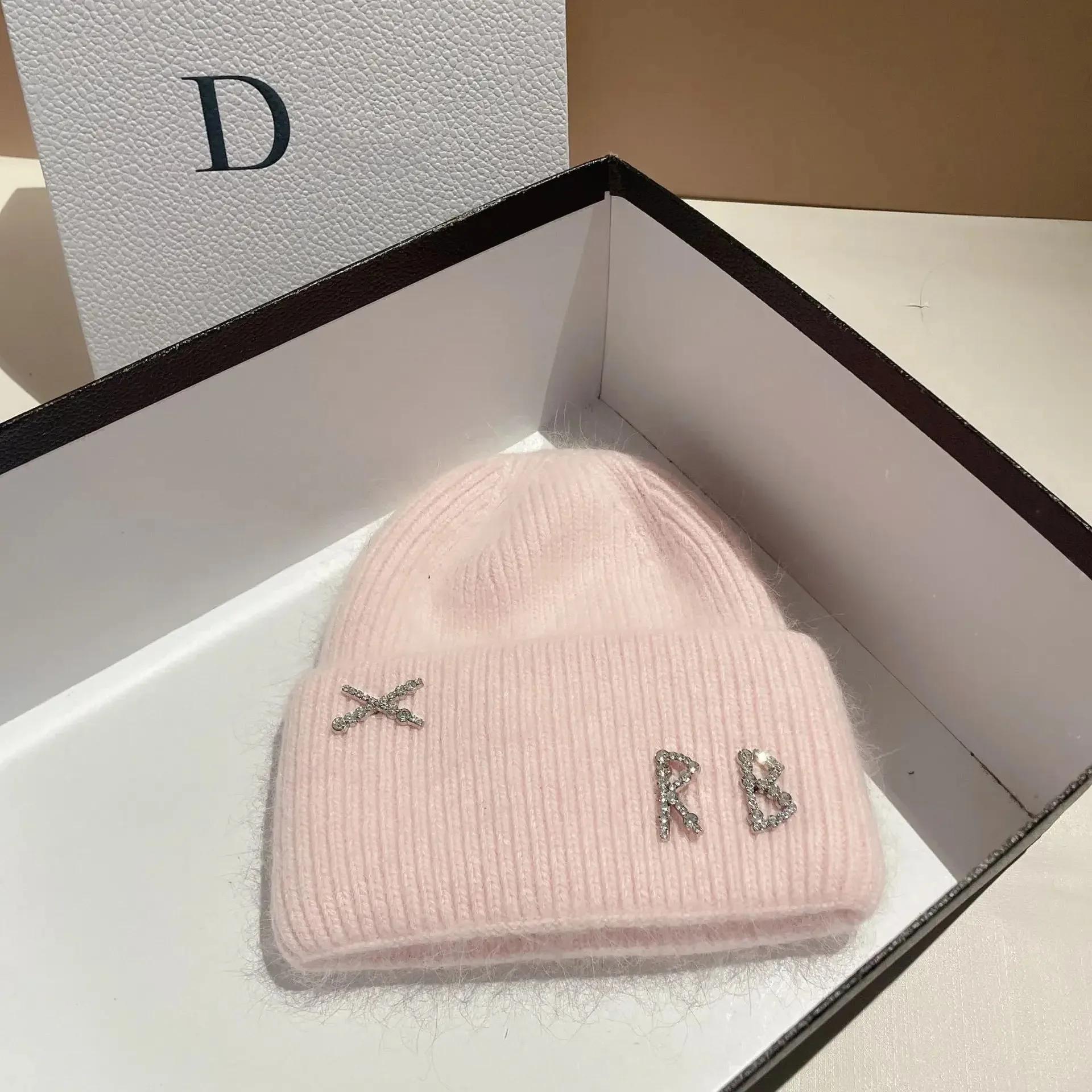 2025 New Fashion Rabbit Hair Diamond Letter Hat Women s Winter Warm Knit Hat Designer Women s Casual Hat Ski Hat One Size