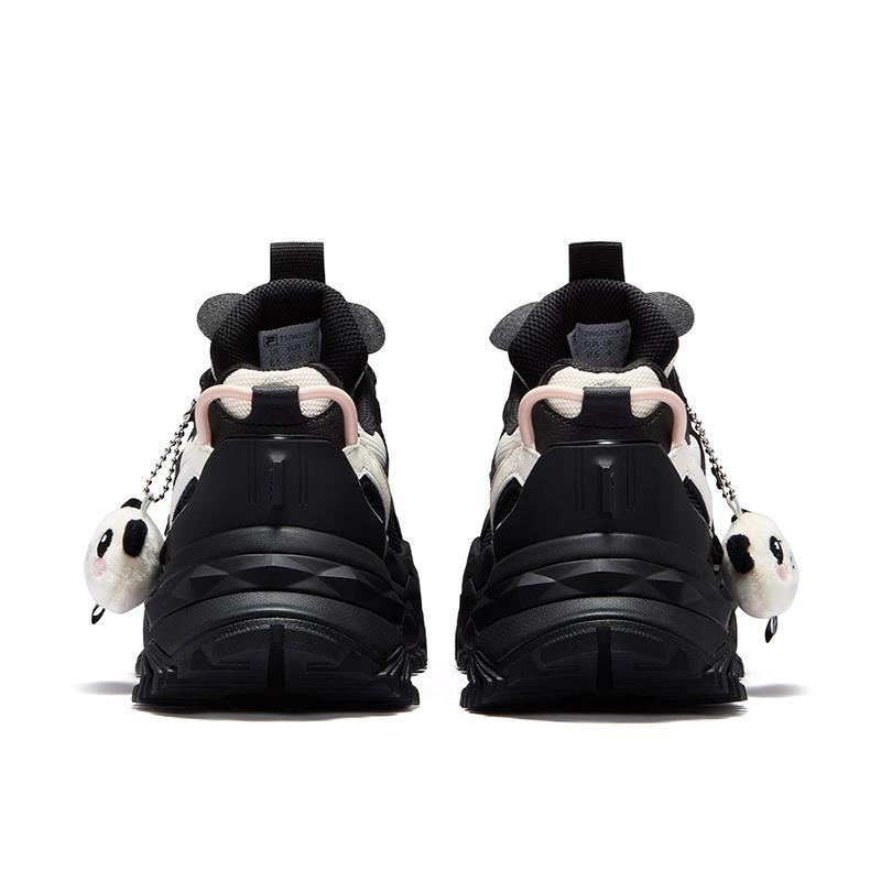 Fila Fusion Fashion Versatile Platform Low-Top Dad Sneakers Women sneakers Black White T12W521006FBG
