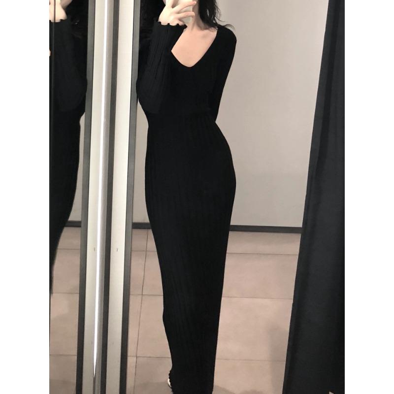 High-end Imperial Sister Fan V-neck Long-sleeved Knitted Dress, Sexy Waist and Thin Vertical Pit Strip Hip-wrapped Dress