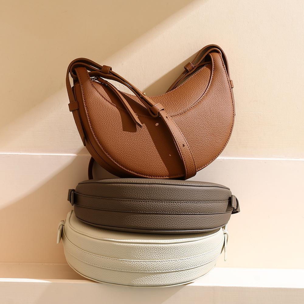 Damentasche aus echtem Leder Modische Einzelschultertasche Nischentasche Halbmondförmige Tasche Großvolumige Umhängetasche