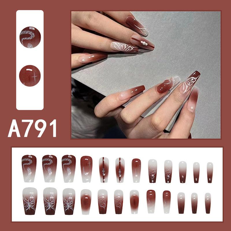 24 teile/schachtel Schnelle Nägel Verschiedene Schmetterling 3D Blumen Einfache Nail art Aufkleber Tragbare DIY Fertige Künstliche Nägel