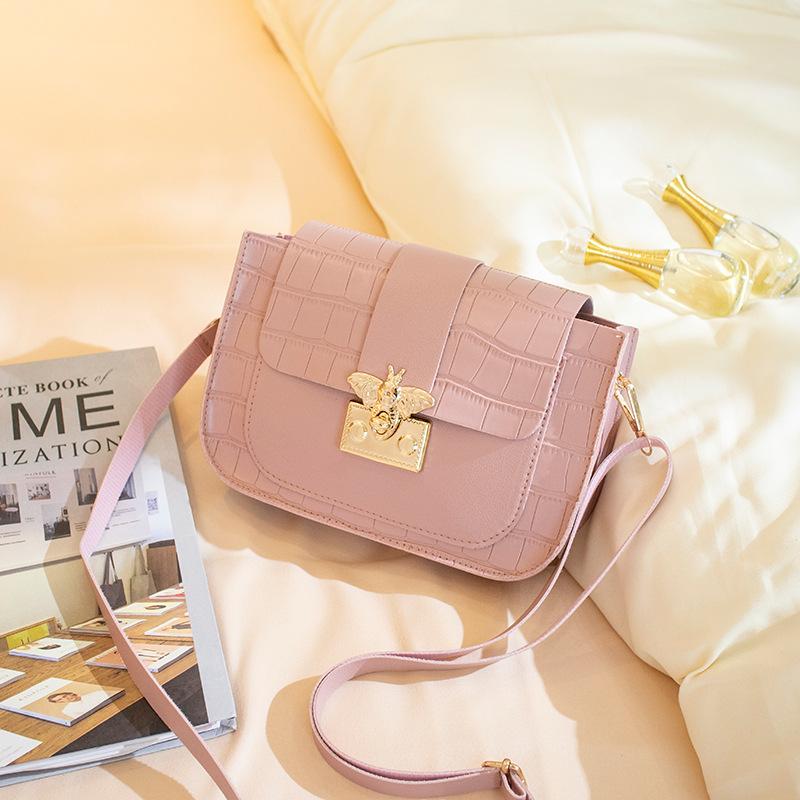 Crocodile Pattern Messenger Bag Trendy Bag Women's Outdoor Leisure Shoulder Bag Women