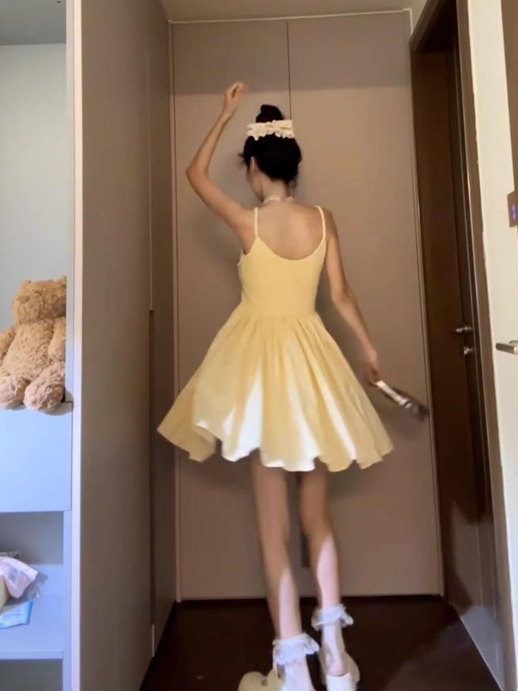 French Yellow Suspender Dress Children's Summer New Small Seaside Vacation Temperament Puffy Skirt