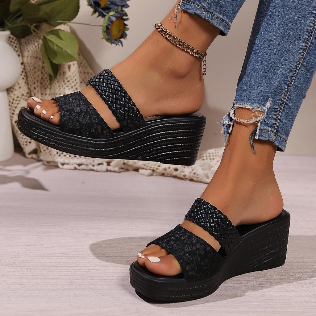 Fashion Women's Fashion Wedge Slippers Summer New Round Head Leopard Print Thick Soft Sole Anti-slip Wear-resistant Sandals