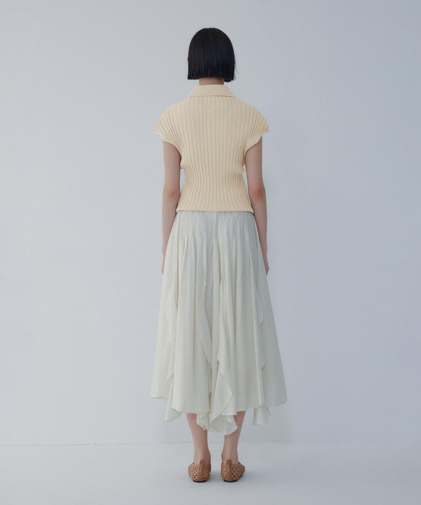 Bobeu Collared Neck Ribbed Knit Pullover_Beige 7156250004
