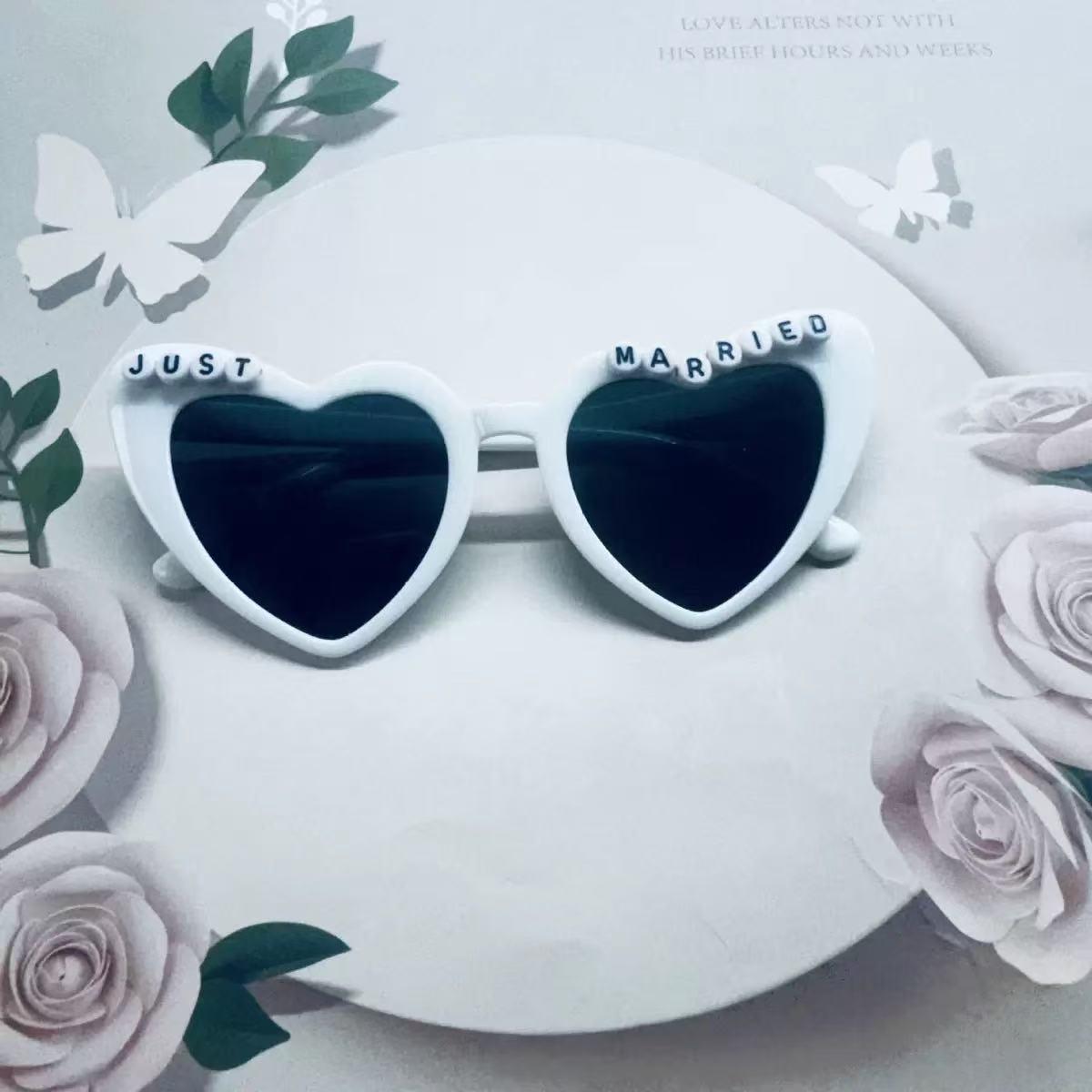 JUST MARRIED Heart Sunglasses for Wedding Party