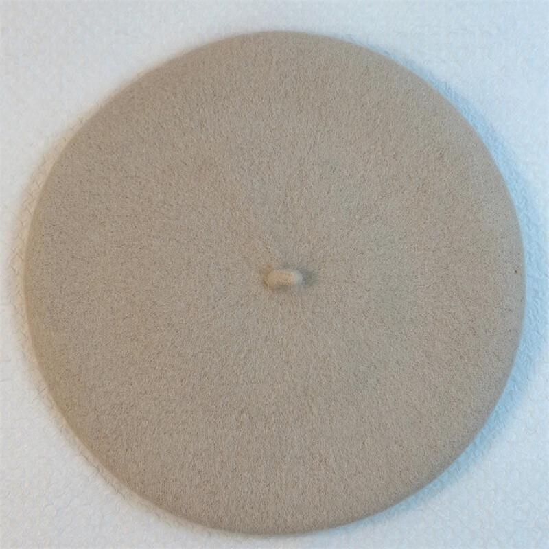 Женский шерстяной берет