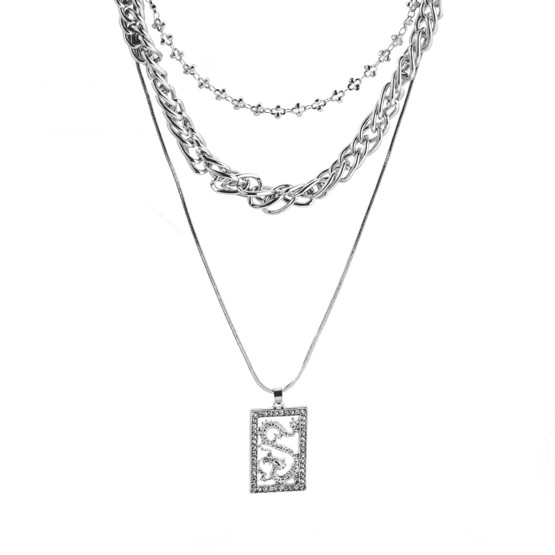 

Dragon Rhinestone Exquisite Pendant Necklace In Gold And Silver For Fashion Lovers