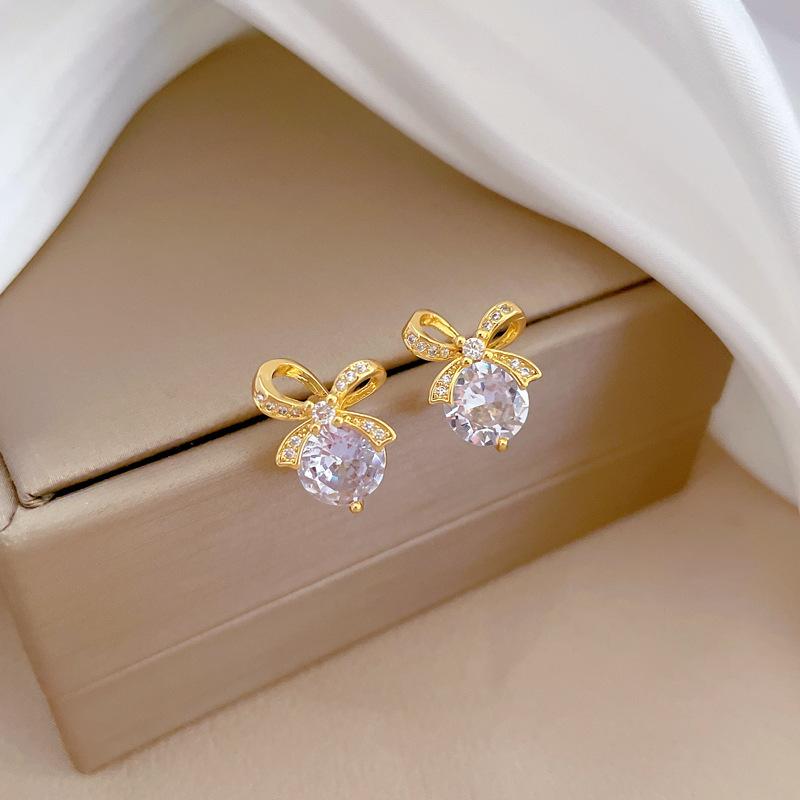 Micro-Set Necklace Earrings Set Light Luxury Bow Personality Temperament Banquet Earrings Item Combination