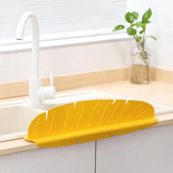 Yousheng 1/2Pcs Leaf Shape Sink Splash Guard with Suction Cups Vegetable Washing Water Splash Protector Kitchen Countertop Anti-Splash Board