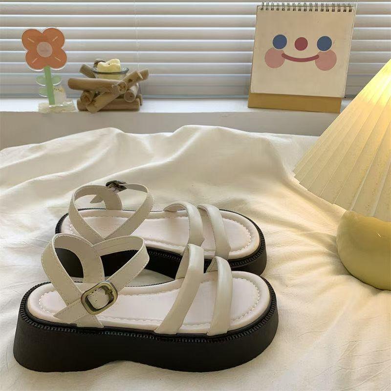 Internet celebrity super fire retro versatile fairy wind platform sandals beach shoes roman sandals female 2025 summer new