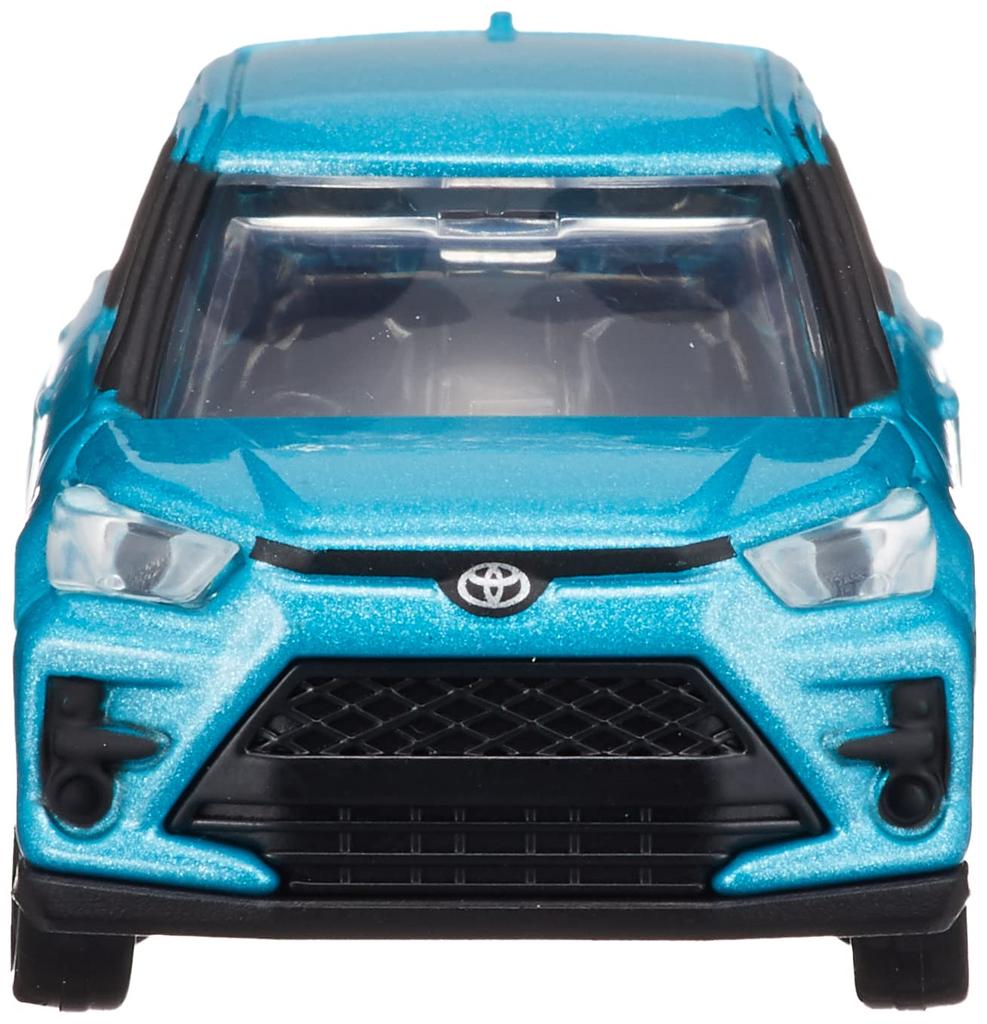 Takara Tomy Tomica 8 Toyota Raize Miniature Car Toy for Ages 3 and Up No. (Blister Packaging)