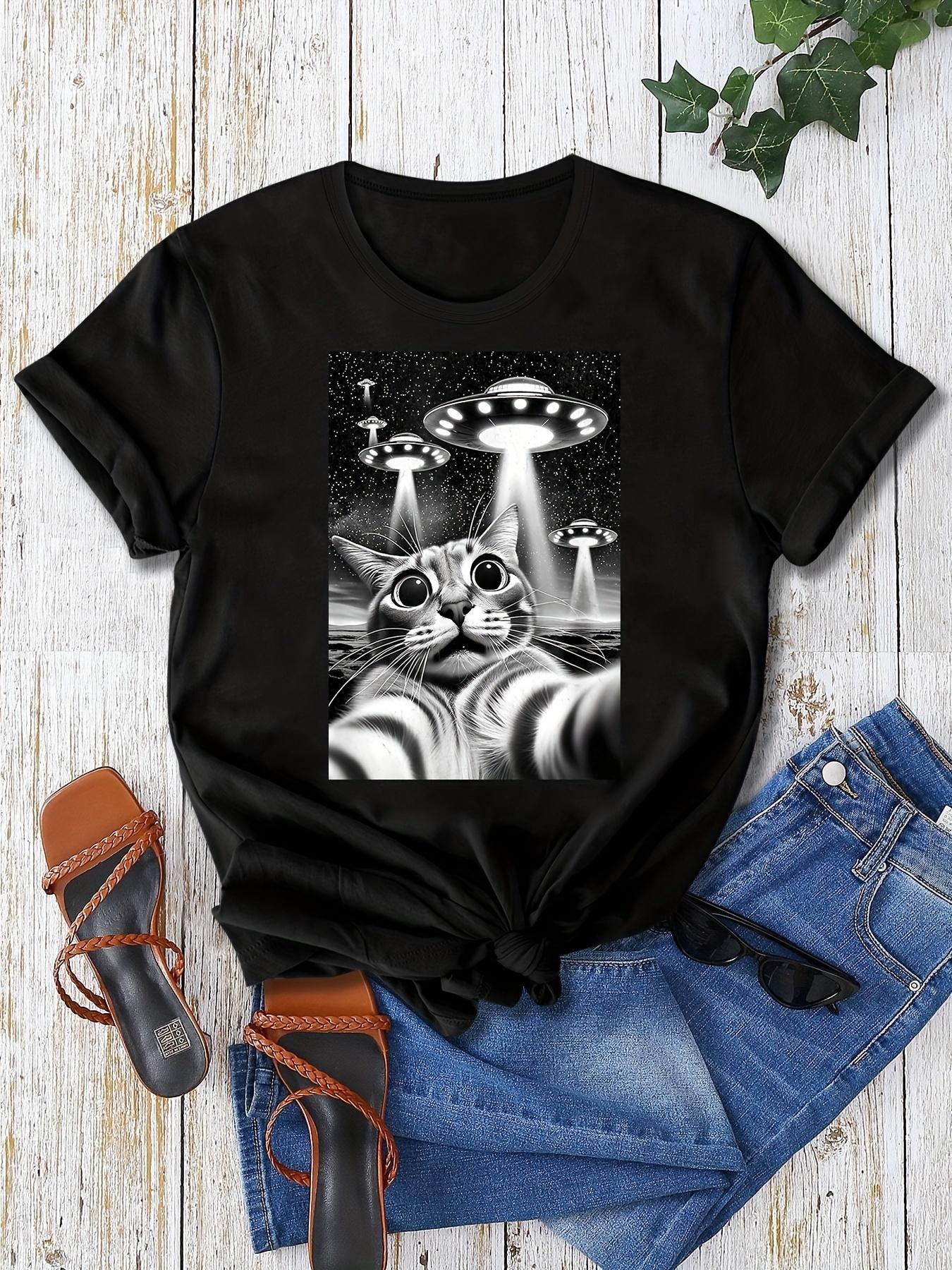 

Cat s Selfie & UFO Print T-shirt, Casual Short Sleeve Crew Neck Top For Spring & Summer, Women s Clothing 4XL