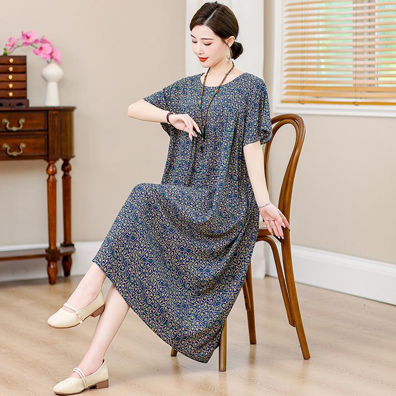 Letní dámské šaty nadměrných velikostí s lehkým, zralým a elegantním vzhledem, v prémiovém a elegantním stylu