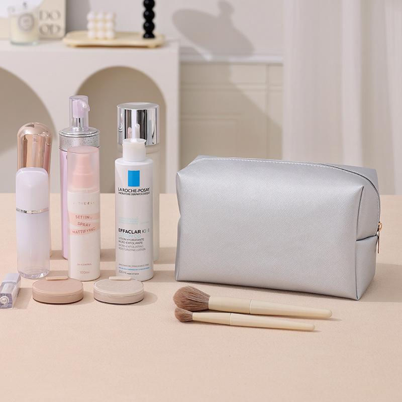 Stylish Waterproof Makeup Pouch, Soft PU Leather Cosmetic Case, Portable Toiletry Bag for Travel & Daily Use
