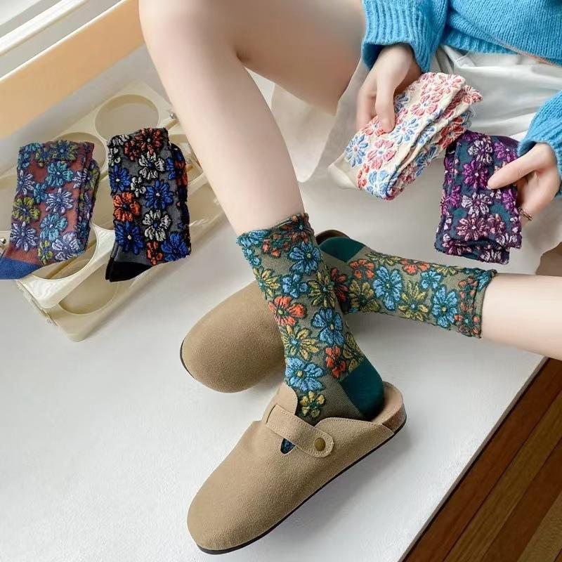 High-value Retro Flower Socks Medium Tube Socks Women's Literary Floral Ethnic Style Flower Mori Women's Cotton Socks