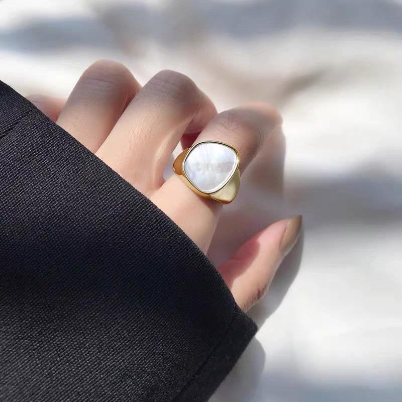 New White Beimu Ring Women Trendy Fashion Cold Style Open Mouth Design Personalized Small High End Versatile Banquet Jewelry
