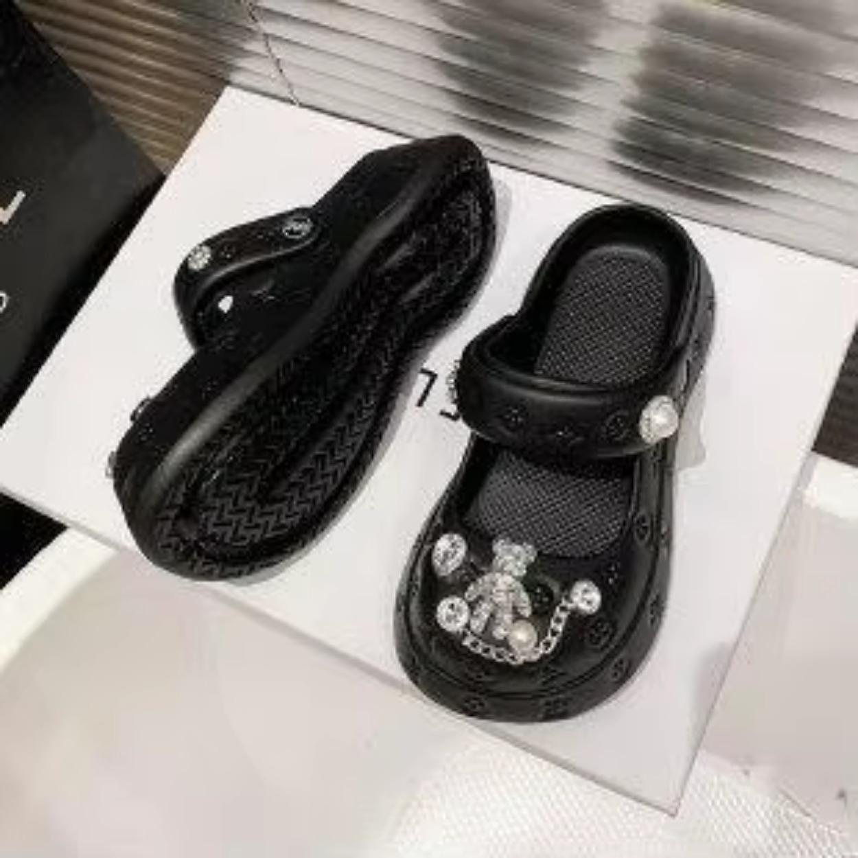 

2024 Новая мода мультфильм декоративные женские туфли с дырочками туфли Мэри Джейн толстая подошва 39-40 чёрный