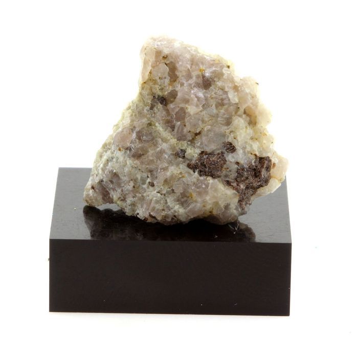 Leuchtenbergite 40.1 carats