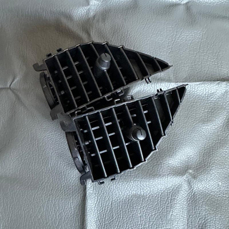 Mercedes-Benz Vito V250/V260 Dashboard Air Vent (Parts A4478300454, A4478300654)