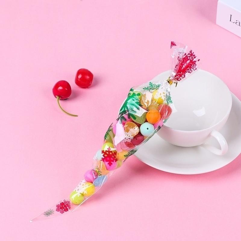 100PCS Wedding Favors Transparent Xmas Pattern Cone-Shaped Christmas Candy Bags Gift Pouch Pocket Pastry Bags Xmas Gifts Bags