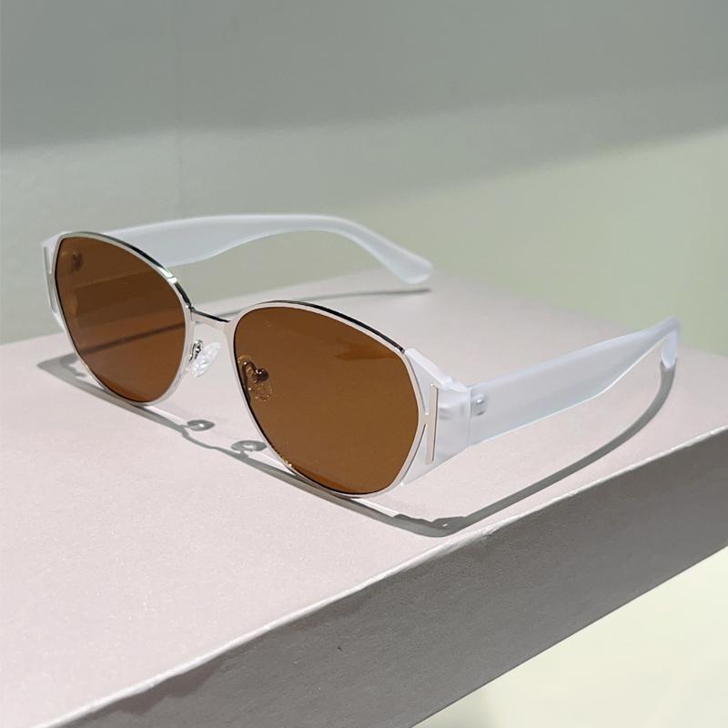 Fashion Classic Square Sunglasses Women Shades UV400 Vintage Punk Eyeglasses Men Simple Style Design Sun Glasses Female