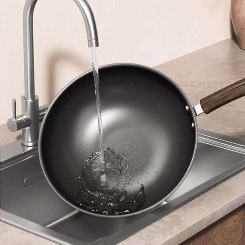 Kumbach Titanium-Infused 304 Stainless Steel Non-Stick Wok