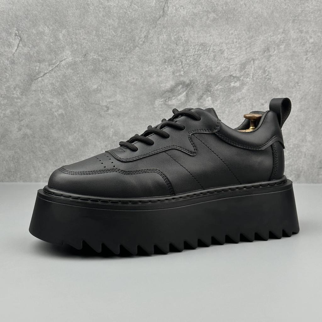 New High Quality Men's Shoes Thick Soled Height Increasing Casual Skateboarding Shoes for Youth Outdoor Running Sports Shoes