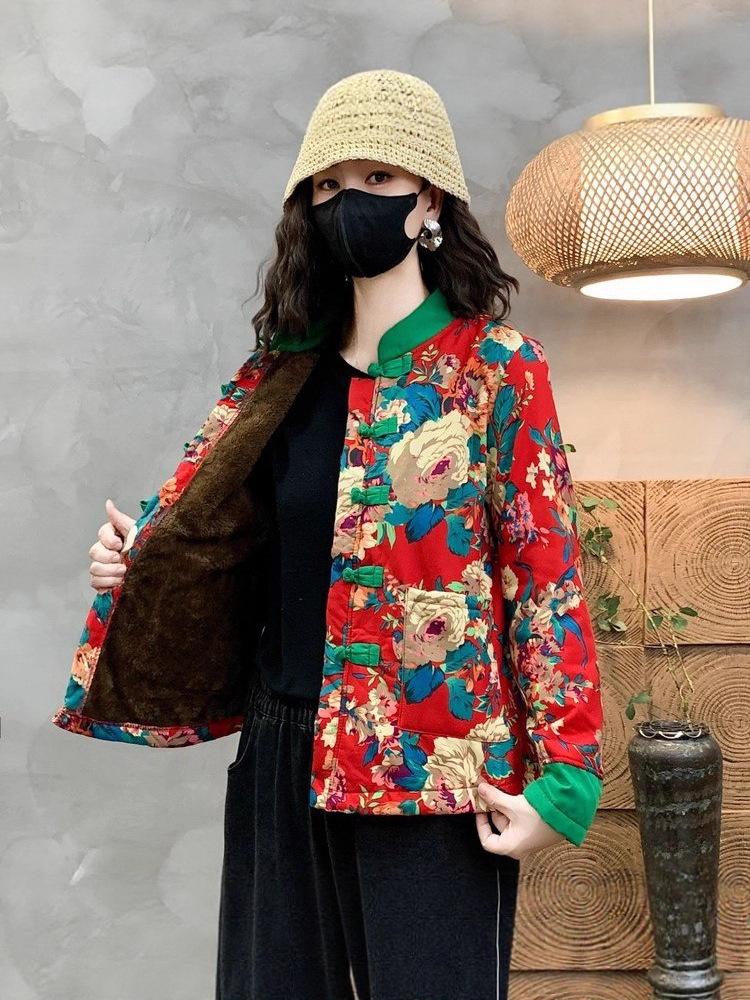 Northeast Floral Cotton Jacket: Women's Ethnic Winter Outerwear with Velvet Lining & Chinese Frog Buttons.