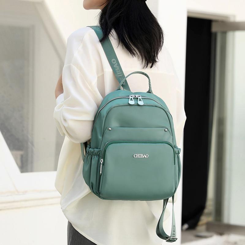 New Fashion Casual Ladies Backpack Versatile Trend Travel Backpack Casual Commuter Ladies Bag
