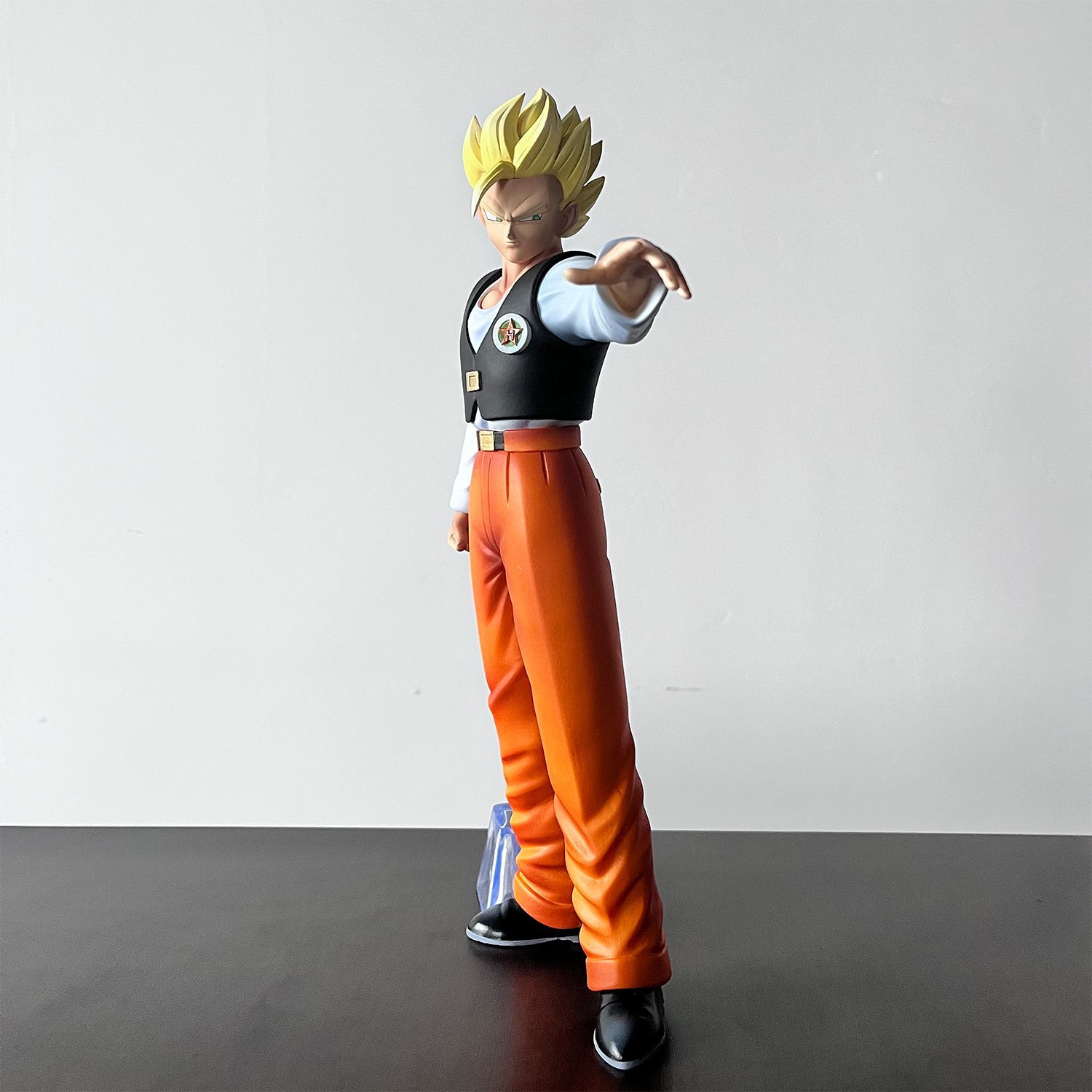 

VF Statue 31cm/12.2inch Dragon Ball Z Gohan Figure Super Saiyan Son Gohan Action Figures Pvc Statue Collection Model Gift Toys no box
