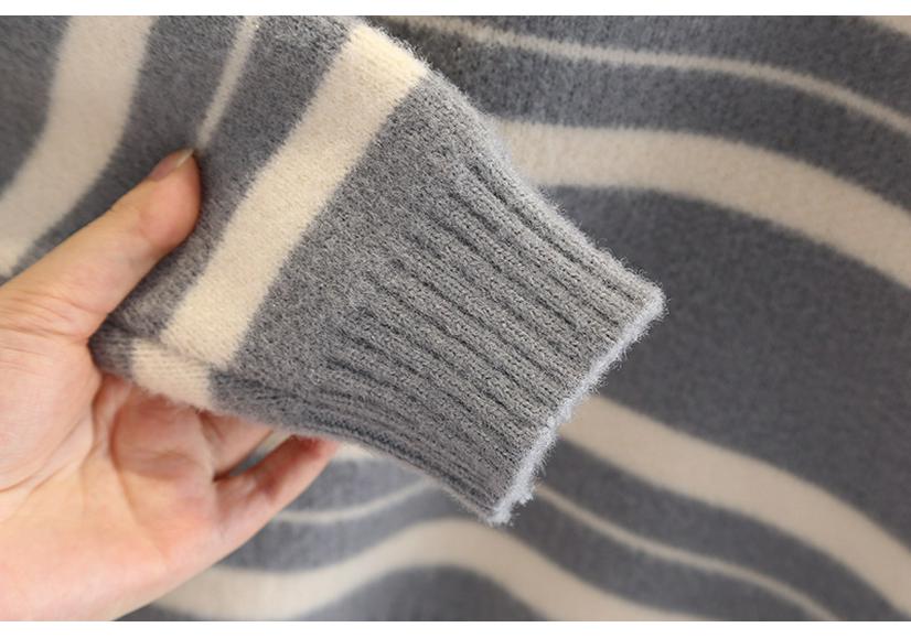 Dicker gestreifter Strickpullover für Kinder - Rundhals-Pullover für Jungen.