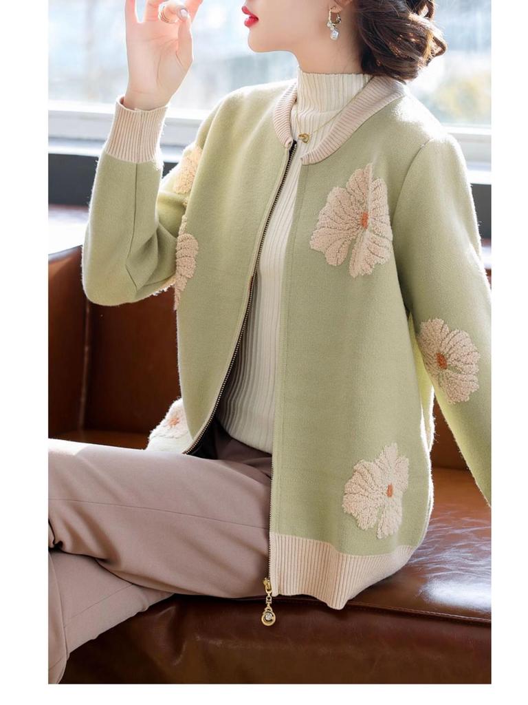 2025 New Fashionable Knitted Top: Spring & Autumn Short Jacket for Middle-Aged Women