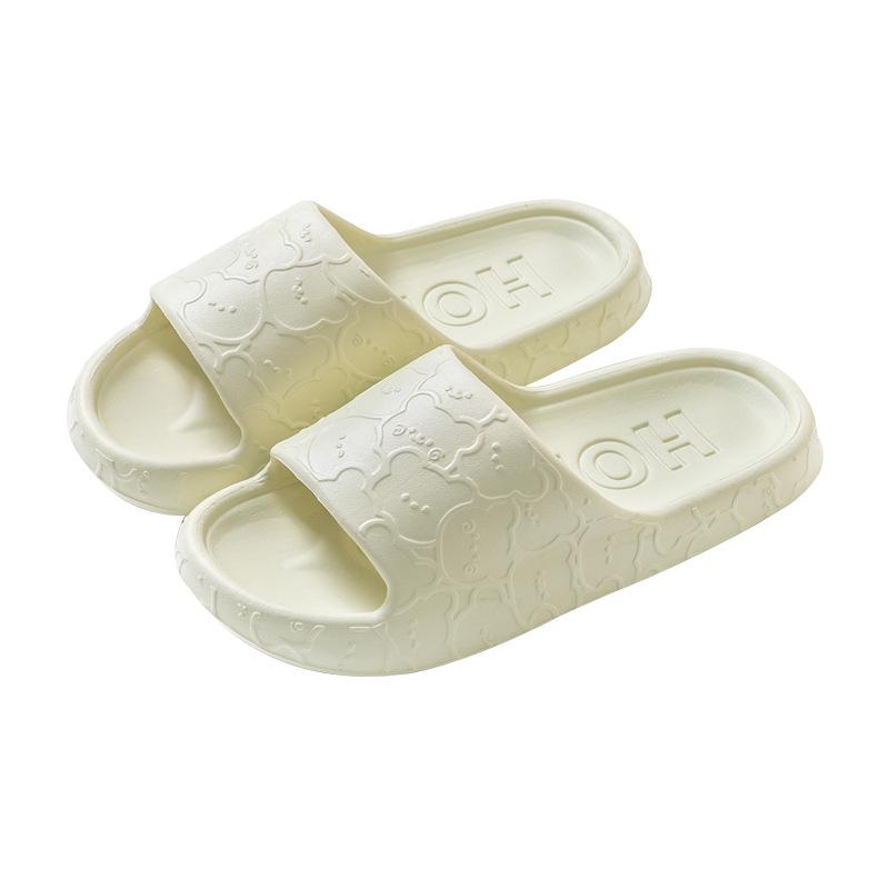 Pantoufles d'intérieur d'été antidérapantes et résistantes aux odeurs pour femmes et hommes avec motif d'ours de dessin animé pour la salle de bain