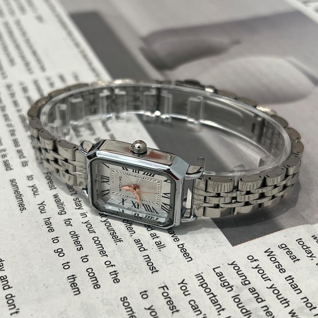 Relógio Feminino Leve Luxo Nicho Feminino Alto Valor Simples Estudante Quartzo Senso Avançado Presente de Aniversário