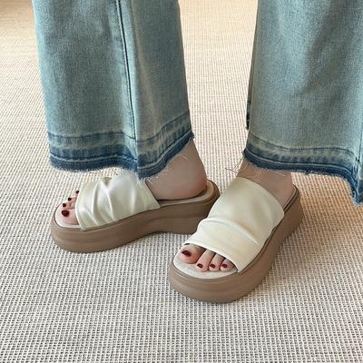 Pleated Feeling~ Lightweight Slippers Women's Thick Bottom Increases Height, Summer New One-word Casual Outer Wear Is Not Tired, Cool Feet Slippers W