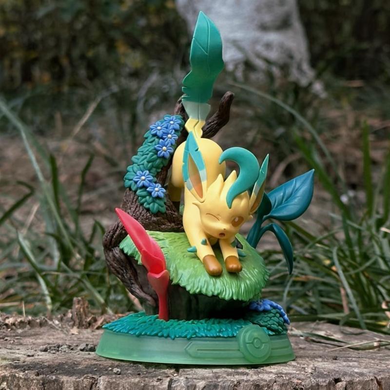 2026  Funism  Serie Eevee 3th  Anime Figure Doll Toy Desktop Decoration Model Festival Birthday Gift