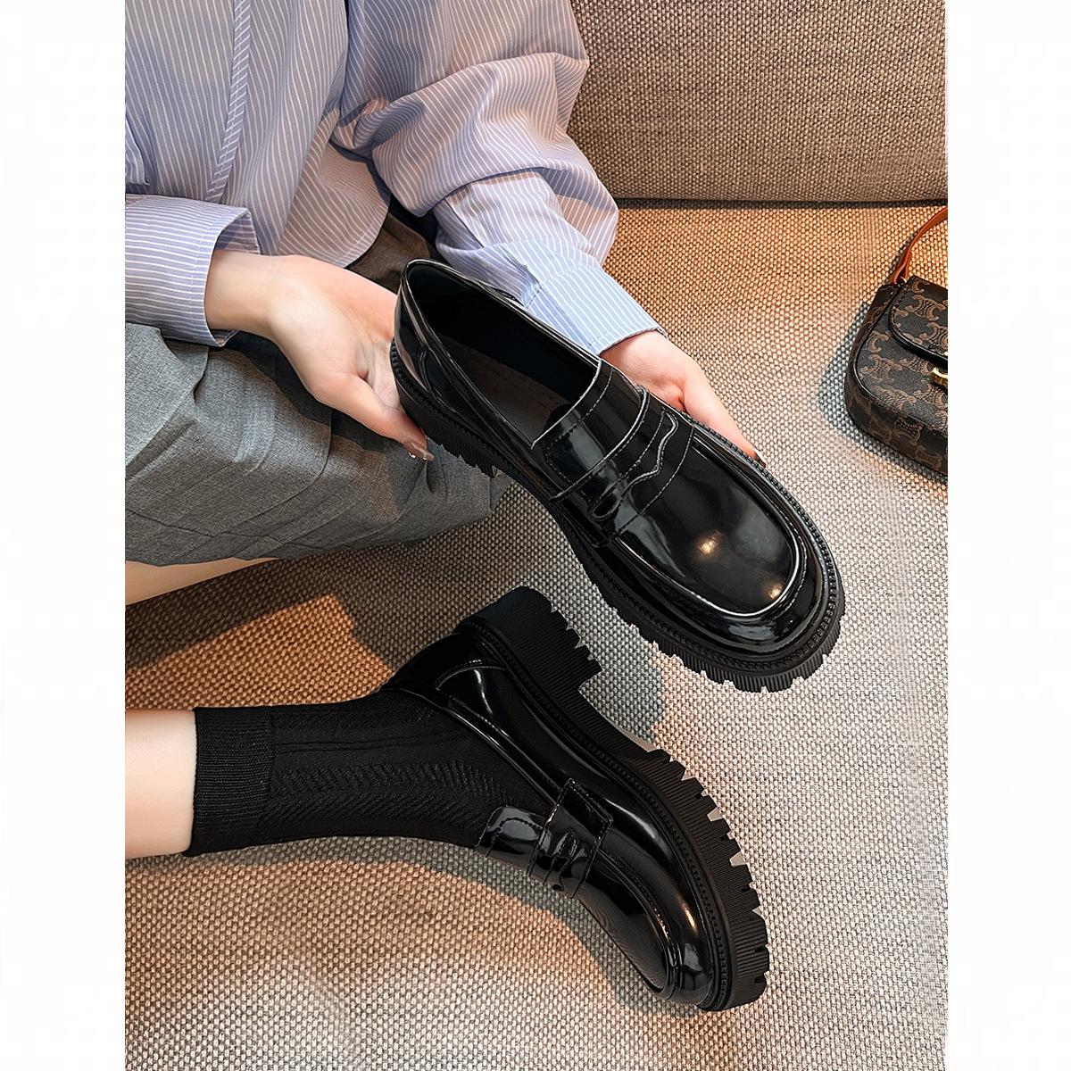 

Кожаные туфли в британском стиле jk маленькие кожаные туфли женские 2025 весна и осень новые черные туфли-лодочки на толстом каблуке, туфли на платформе 40