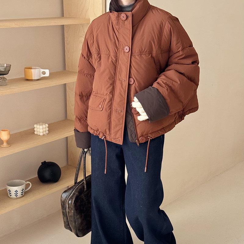 Contrasting color small 90 white duck down jacket women's short 2024 winter fashion design sense thickened stand-up collar bread jacket