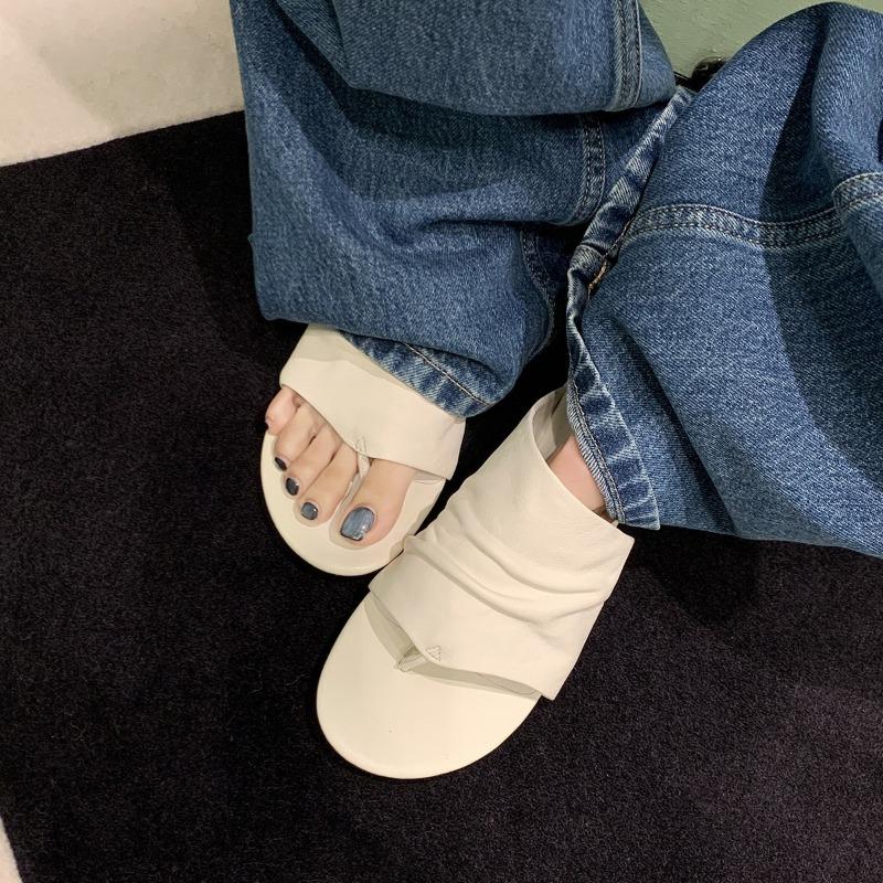 ~ Minimalist old money wind wide upper cowhide pleated versatile thick heel cool slippers female summer